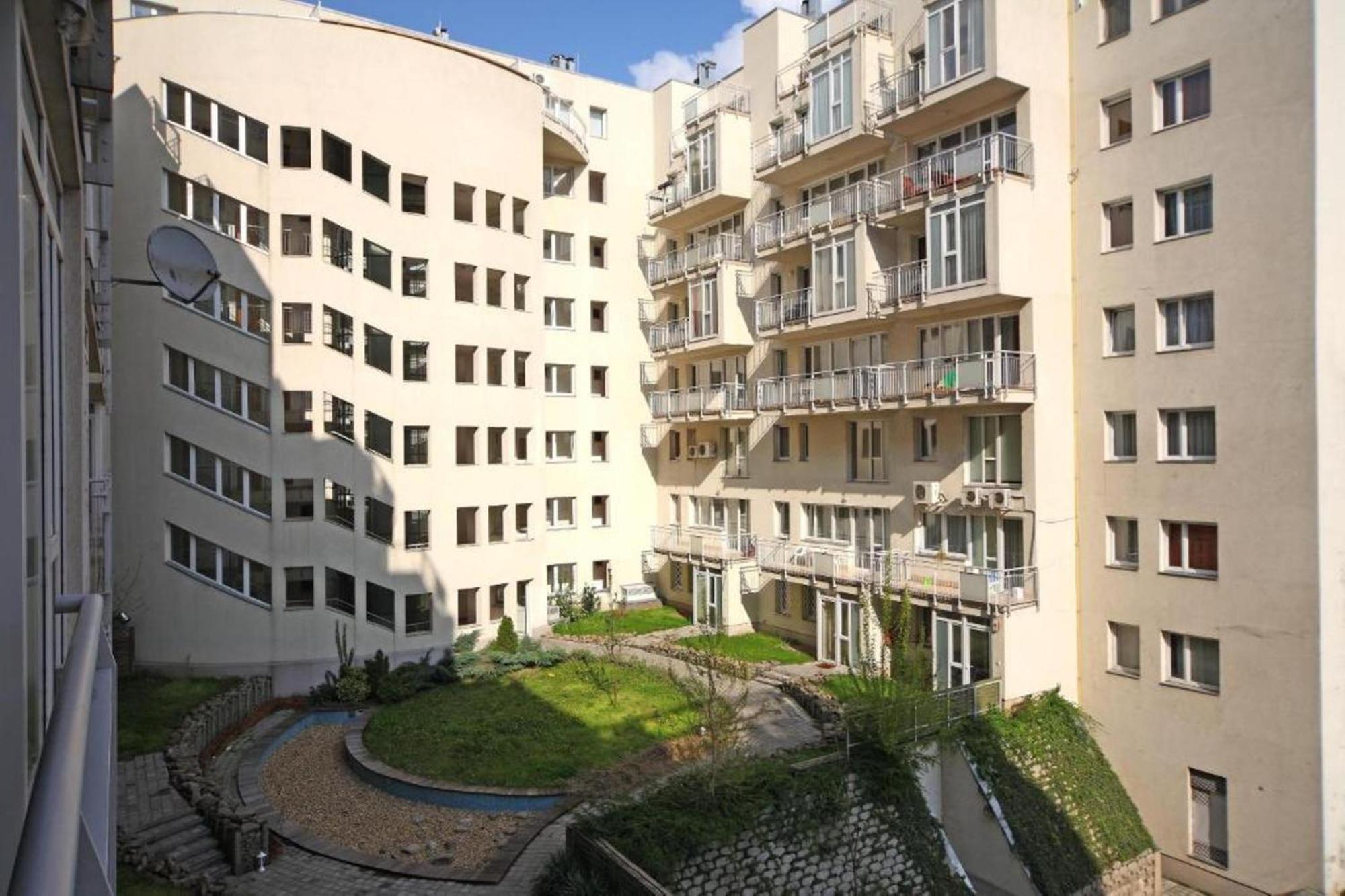 Agape Appart hôtel 2*