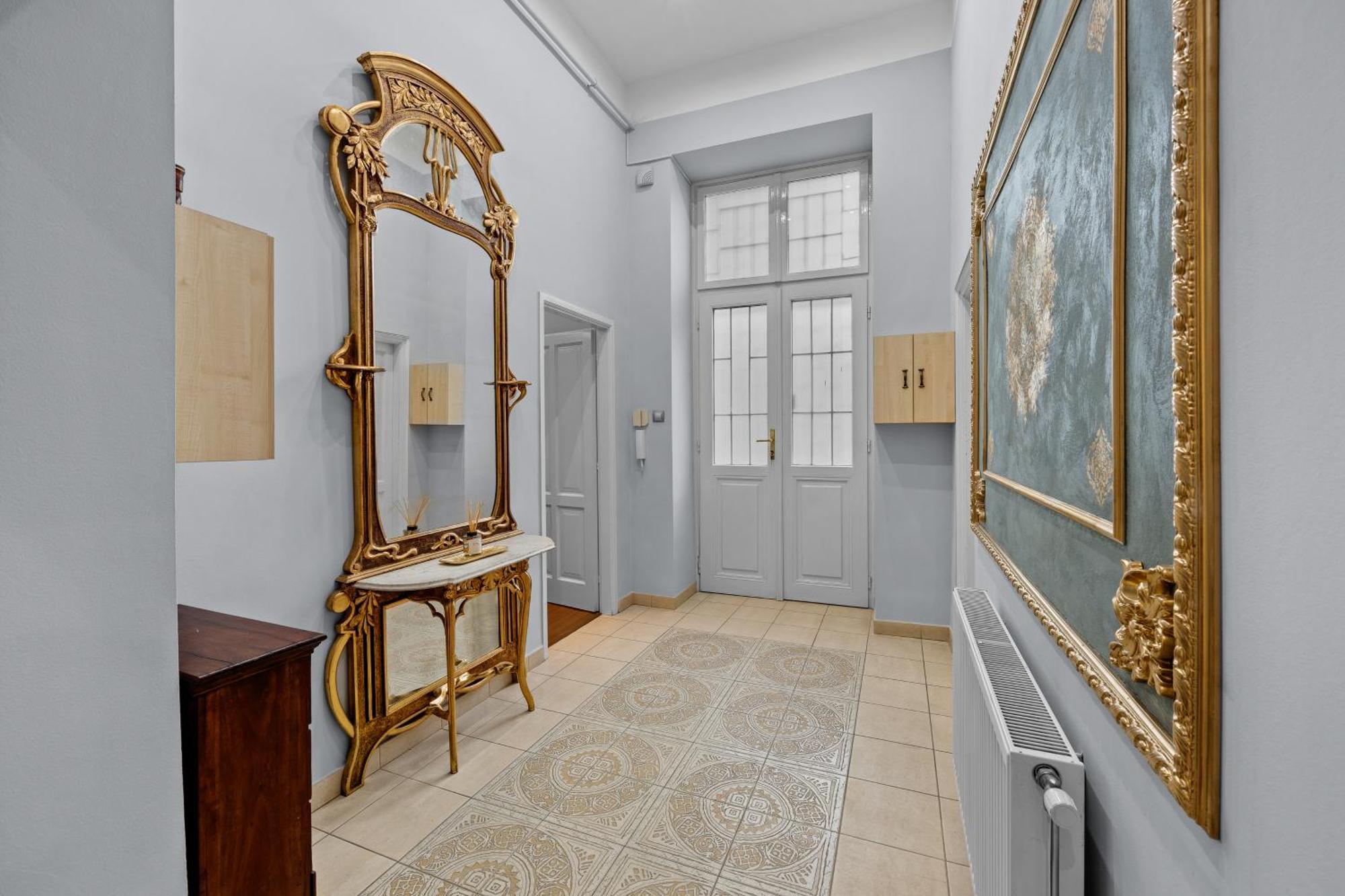 Count Andrassy Luxurious Boedapest