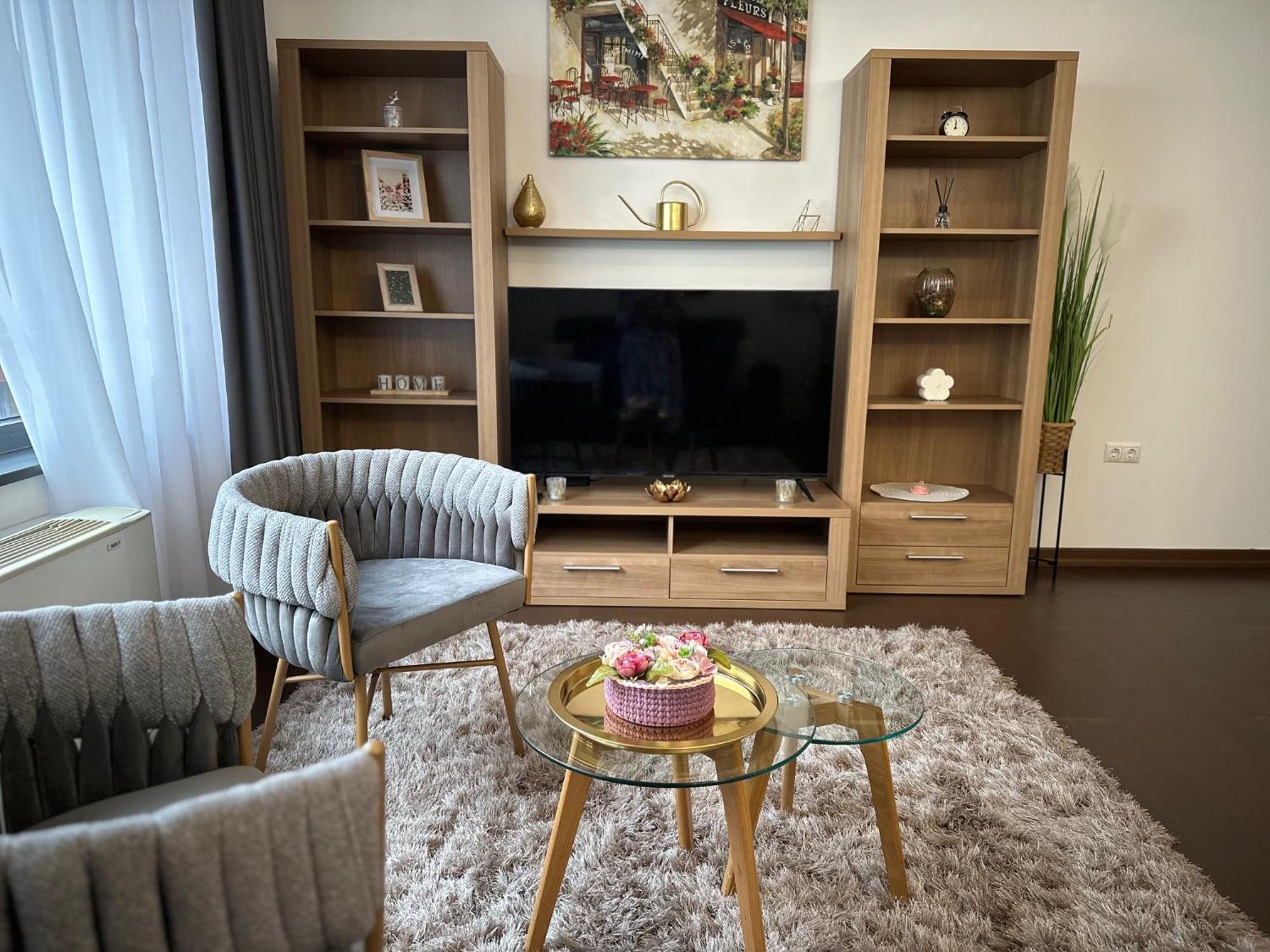 Wellness By The Opera Appartamento *