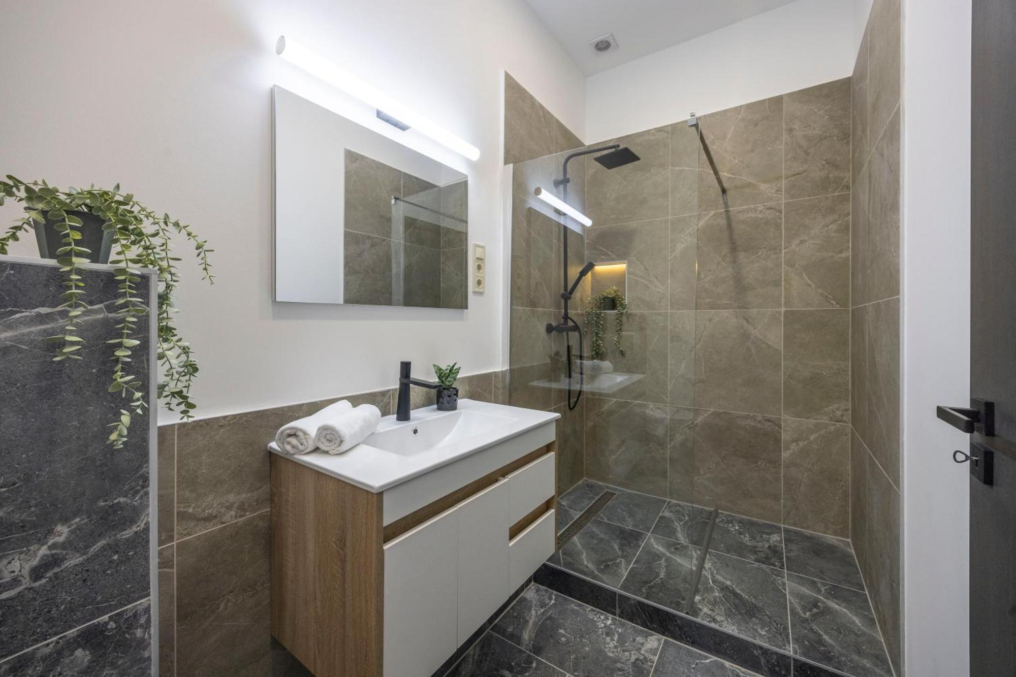 Luxe & Charm Grand With 3bedrm, 3bathrm Apartmán *