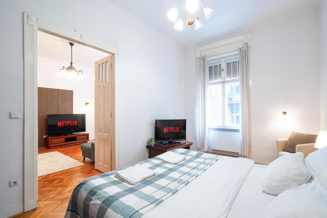 Beautiful Spacious Three-Room Suite Close To Buda Castle Lägenhet *