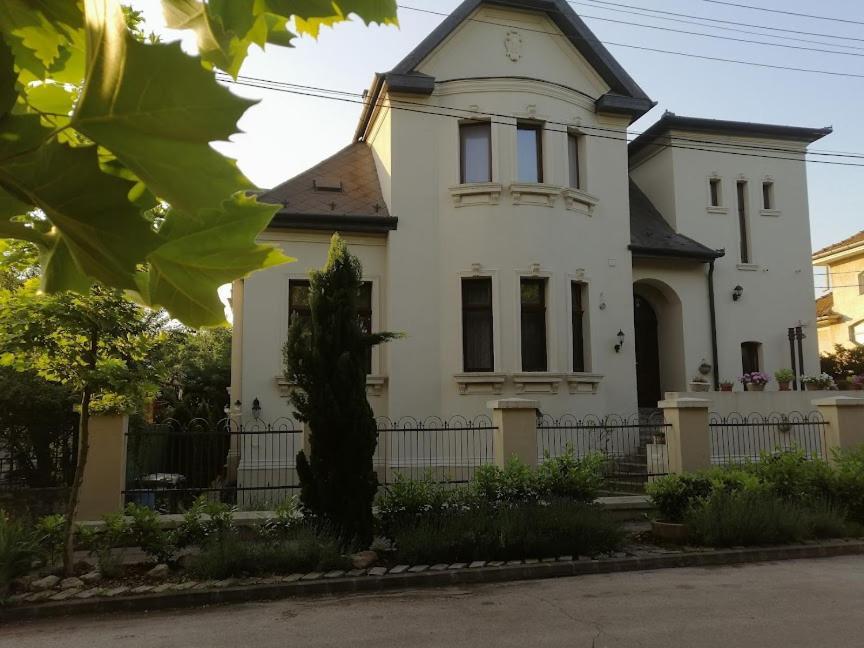 Kuria Extra Apartmán