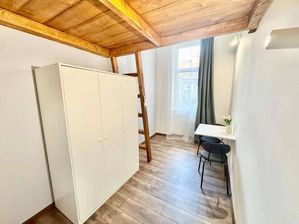K87 Renovated 6br Lejlighed Budapest