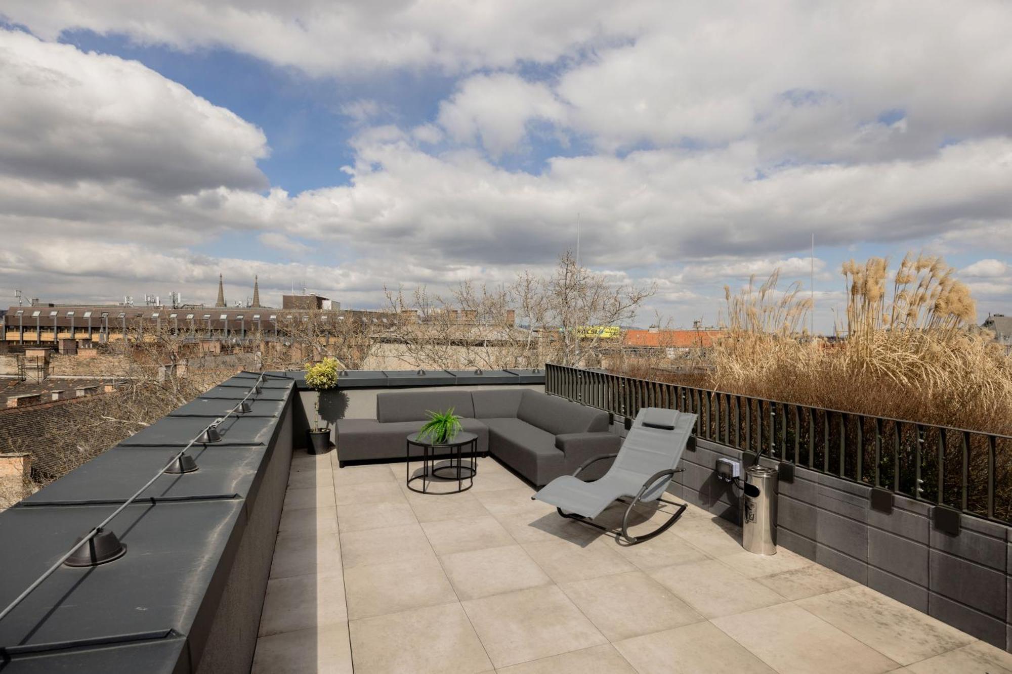 Trainforest Penthouse Residences * Budapest