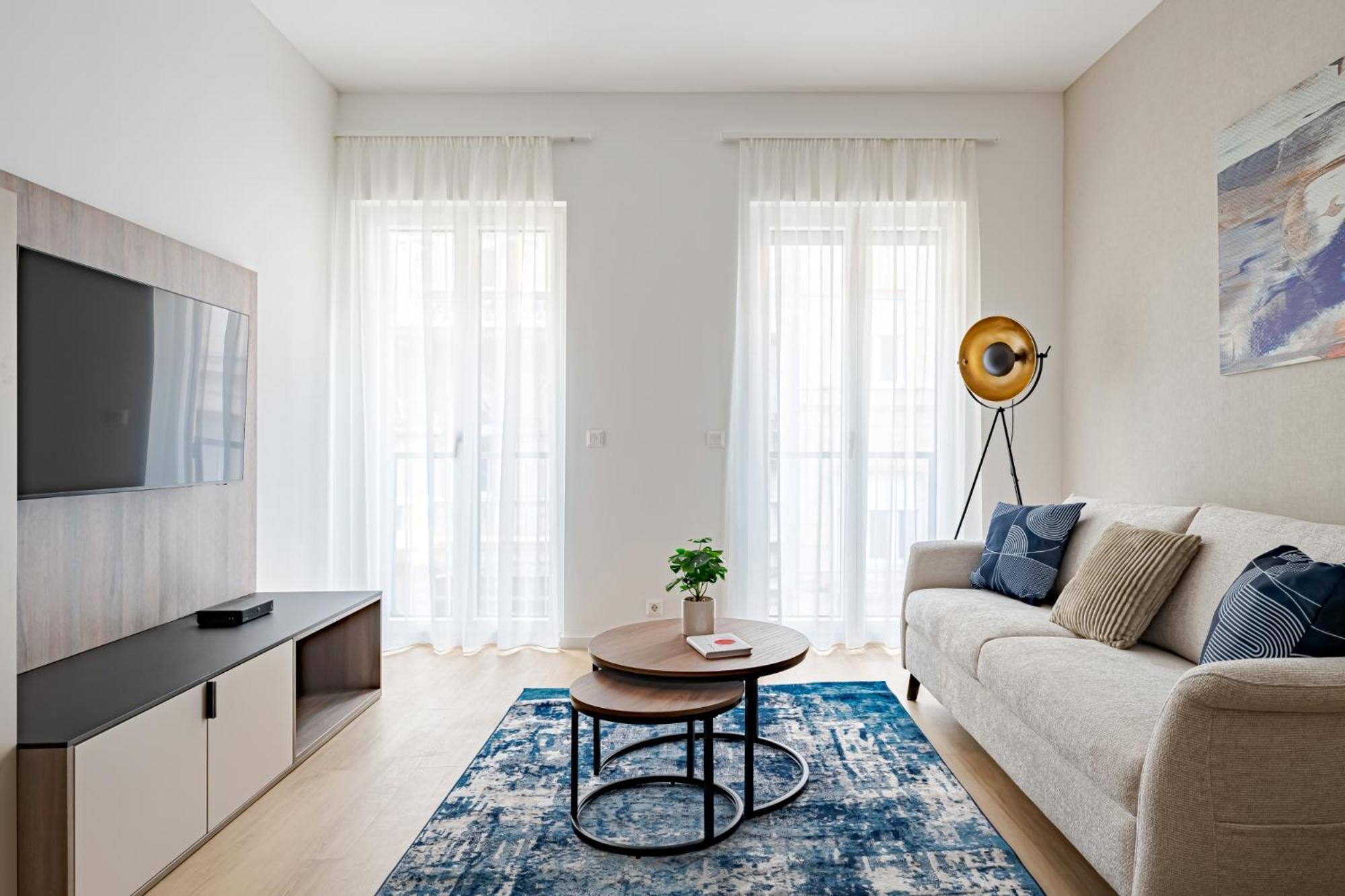 D52 Apartment *