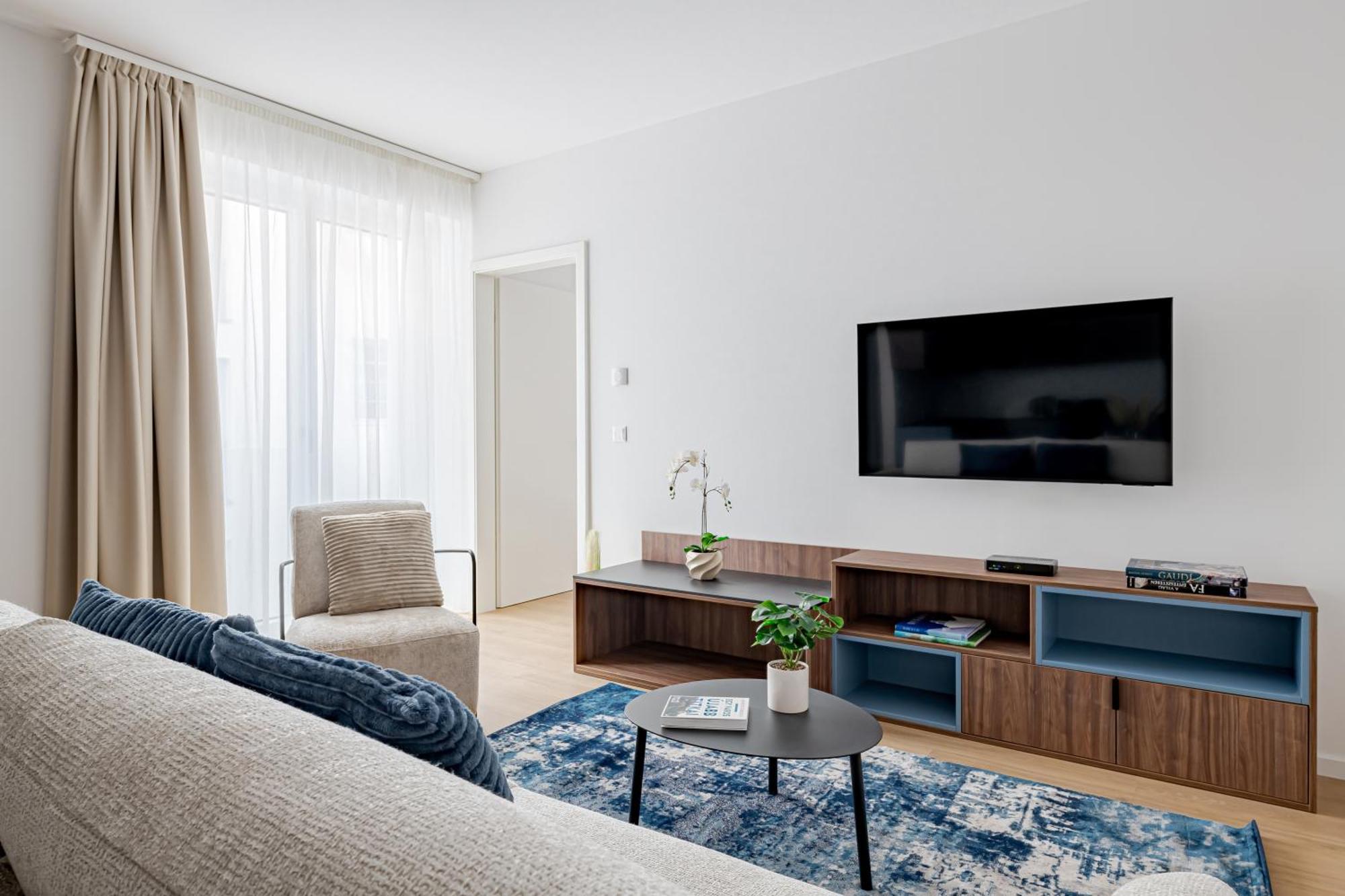 D52 Apartment *