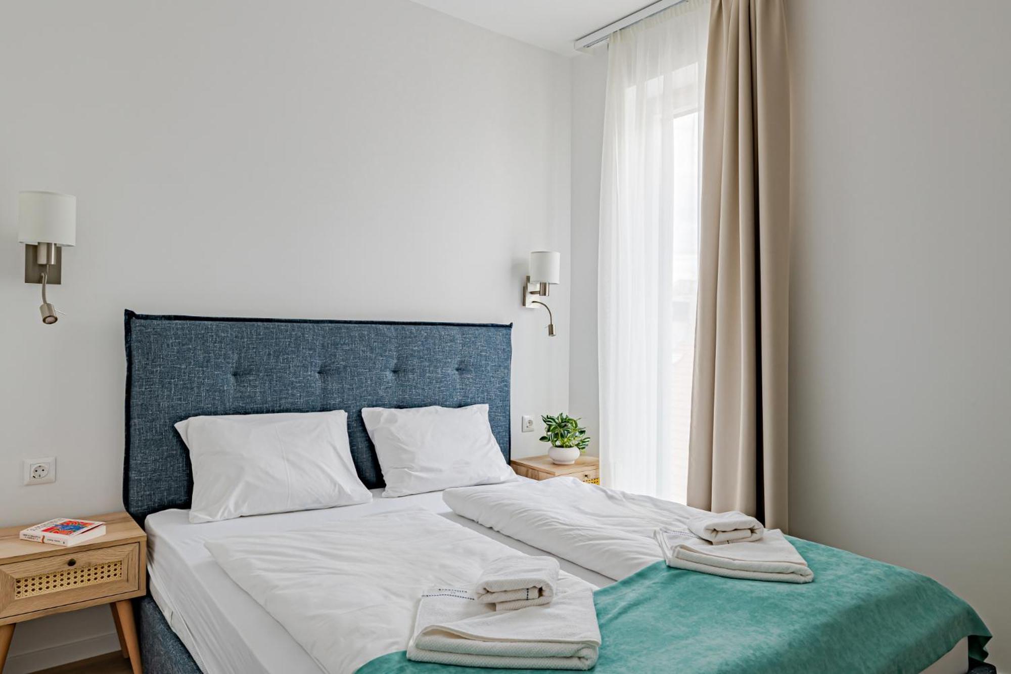D52 Apartment