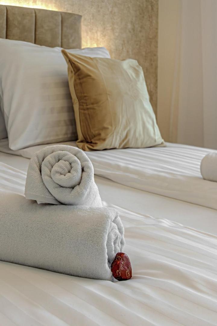 Dioro Luxury Budapest- Steps From The Danube ,free Parking Budapest