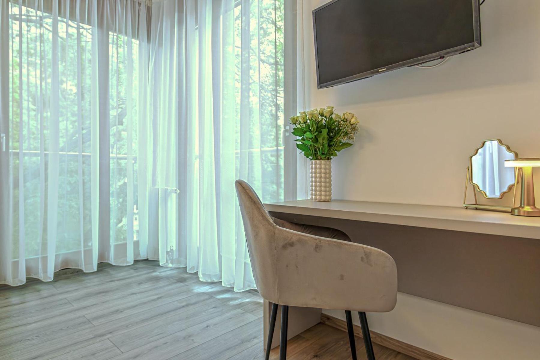 Dioro Luxury Budapest- Steps From The Danube ,free Parking Apartment *