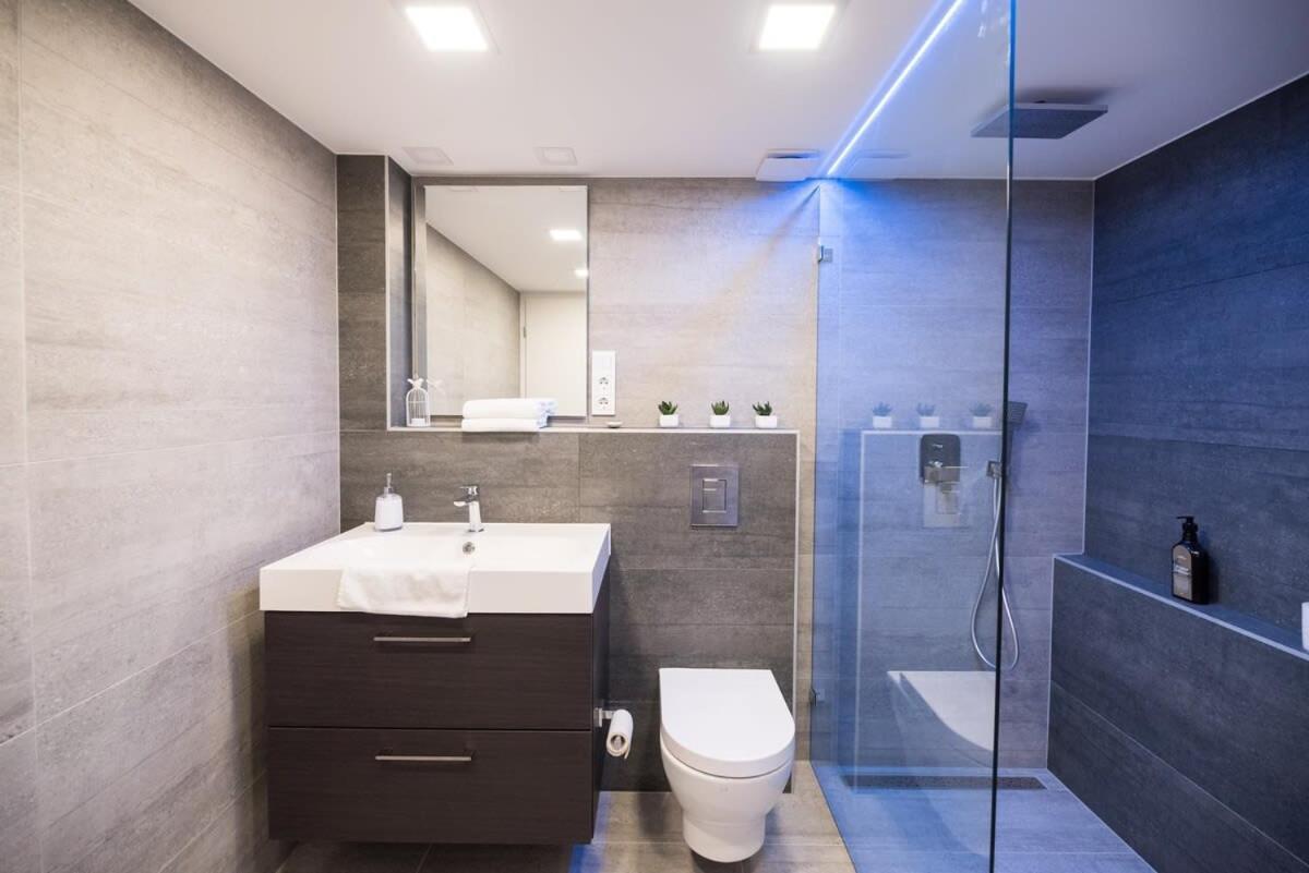 Stylish Fully Fitted Close To The Danube Apartman