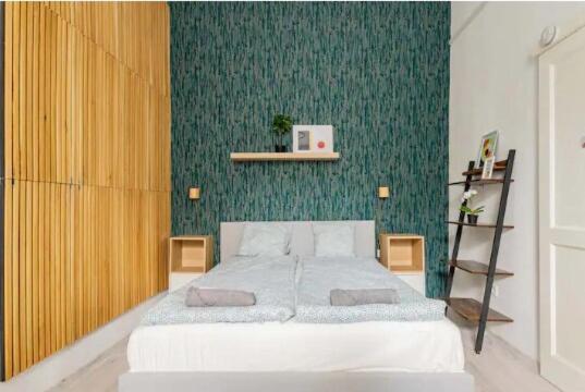 Bliss - Artistic Escape On Dob Street Budapest