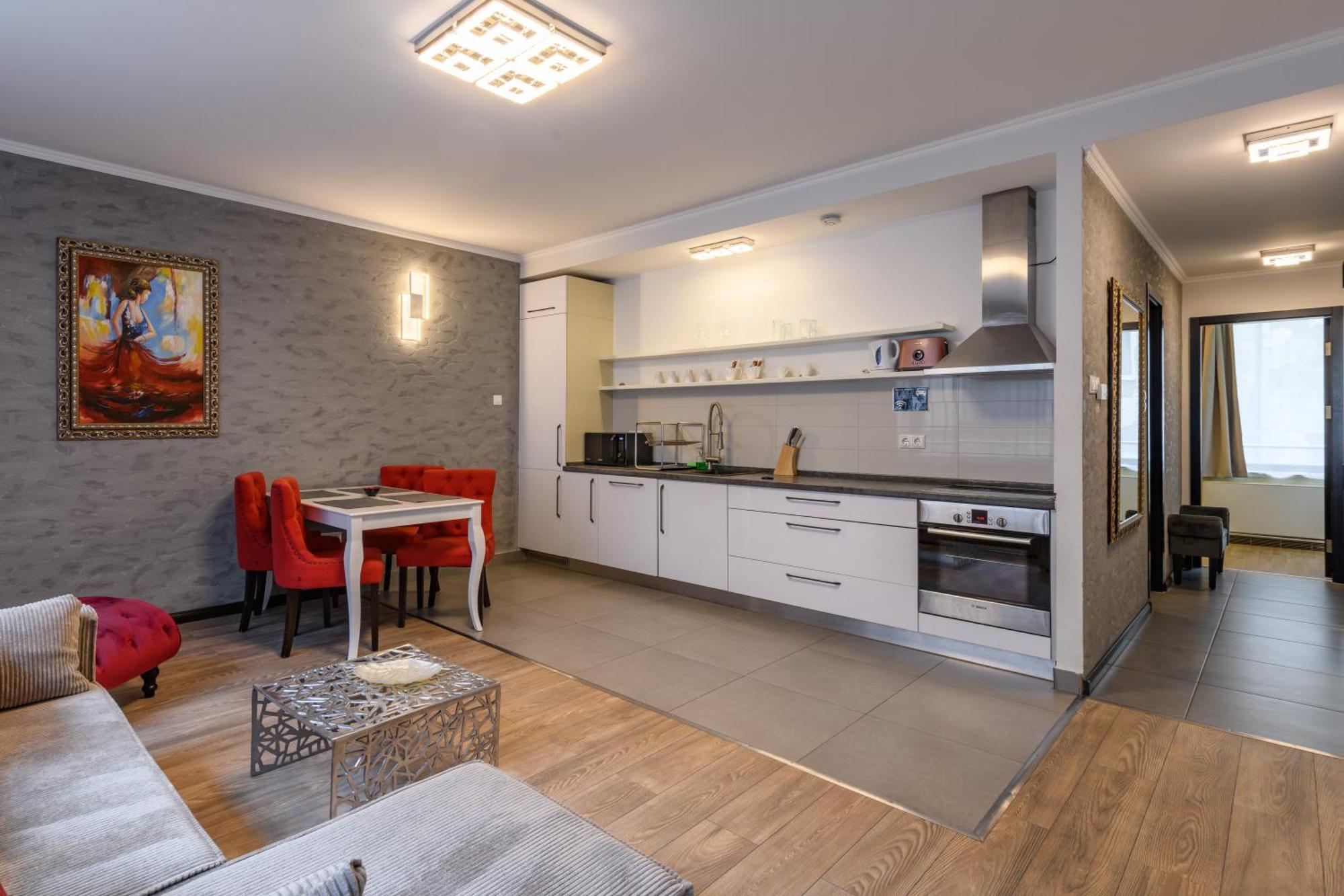 Appartement Holidays & *