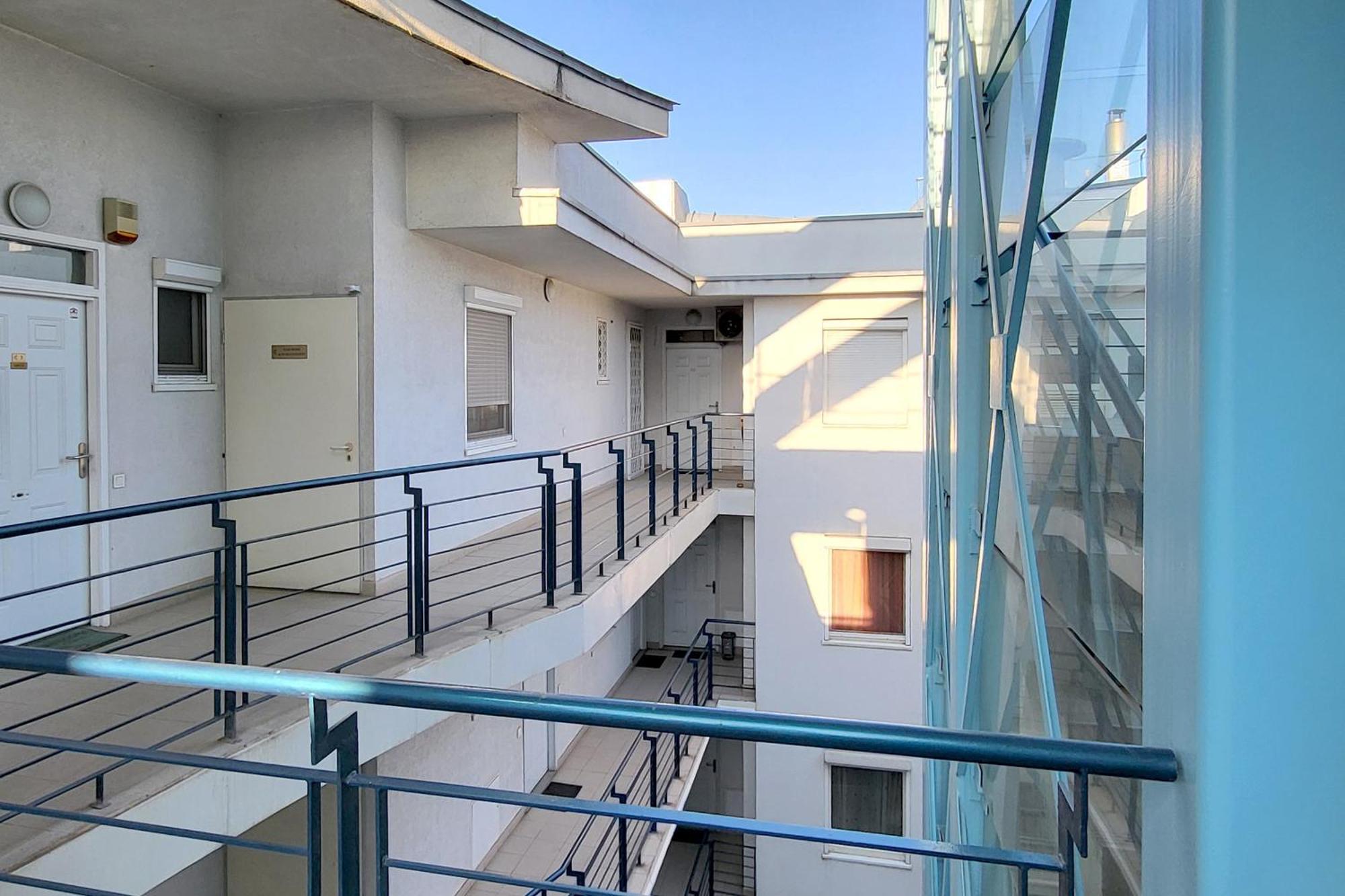 Calm Premium Apartment, Terrace & Garage Apartament