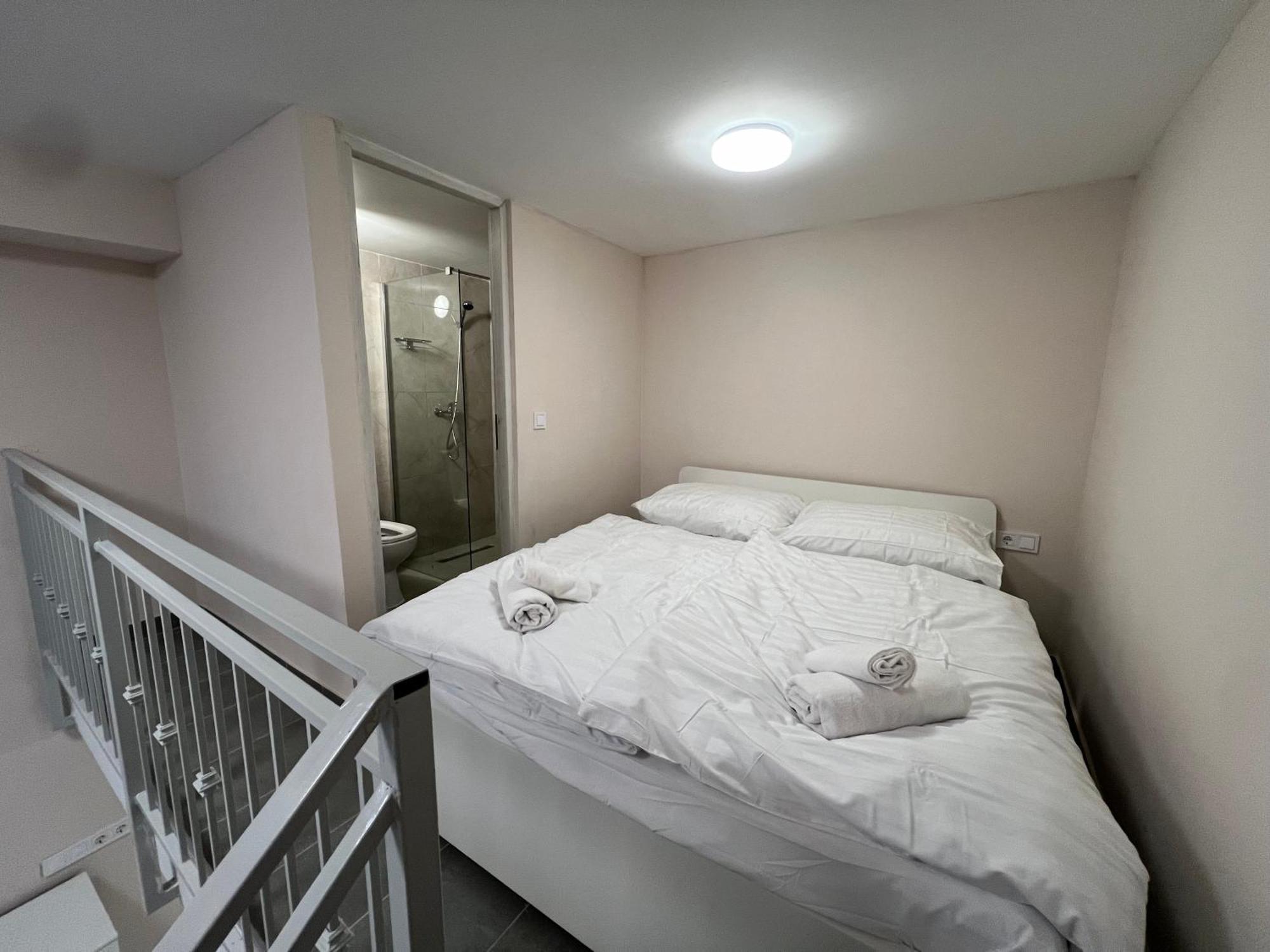 Apartamento Iza-szondi Homes