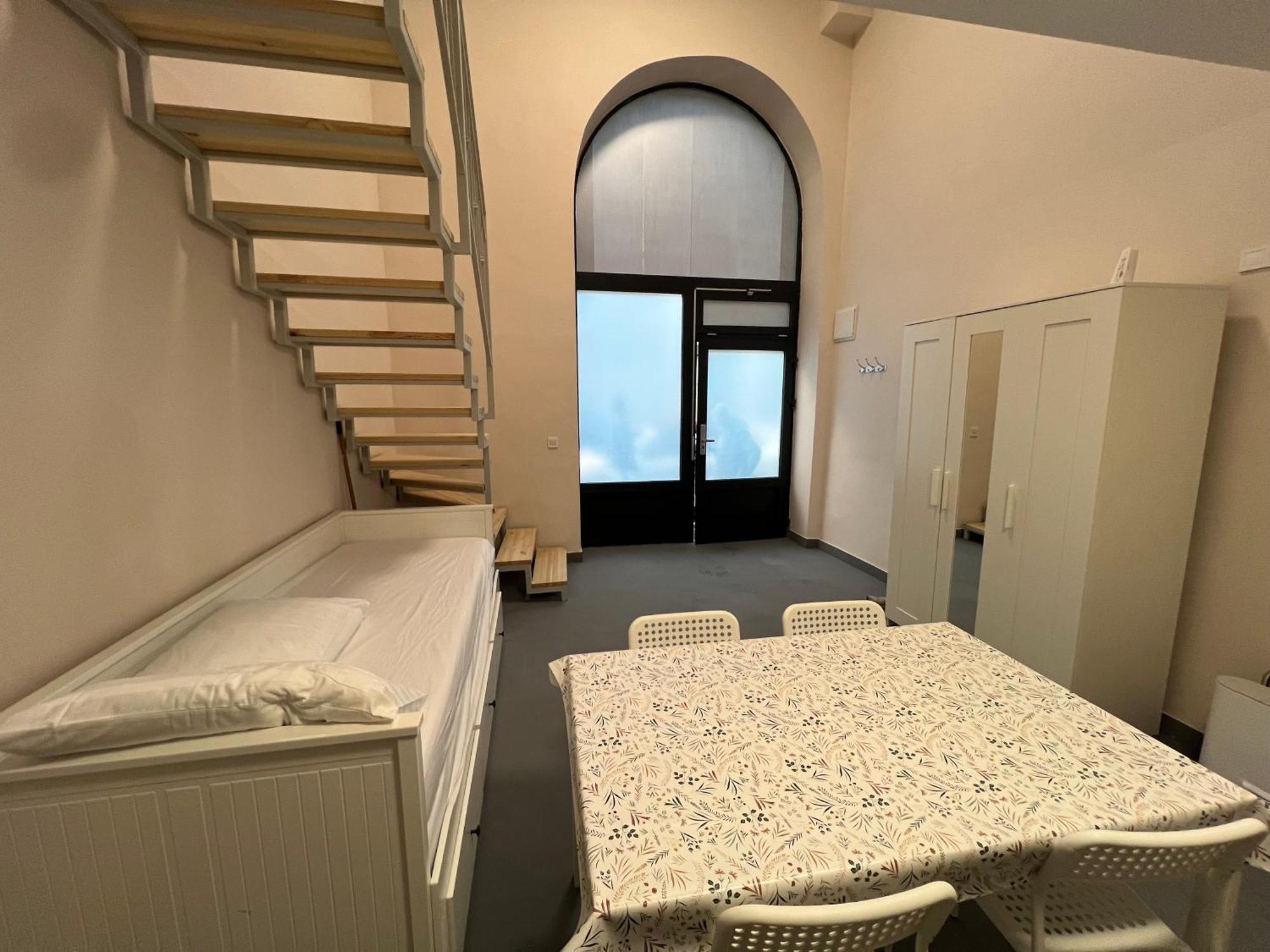 Apartamento Iza-szondi Homes *