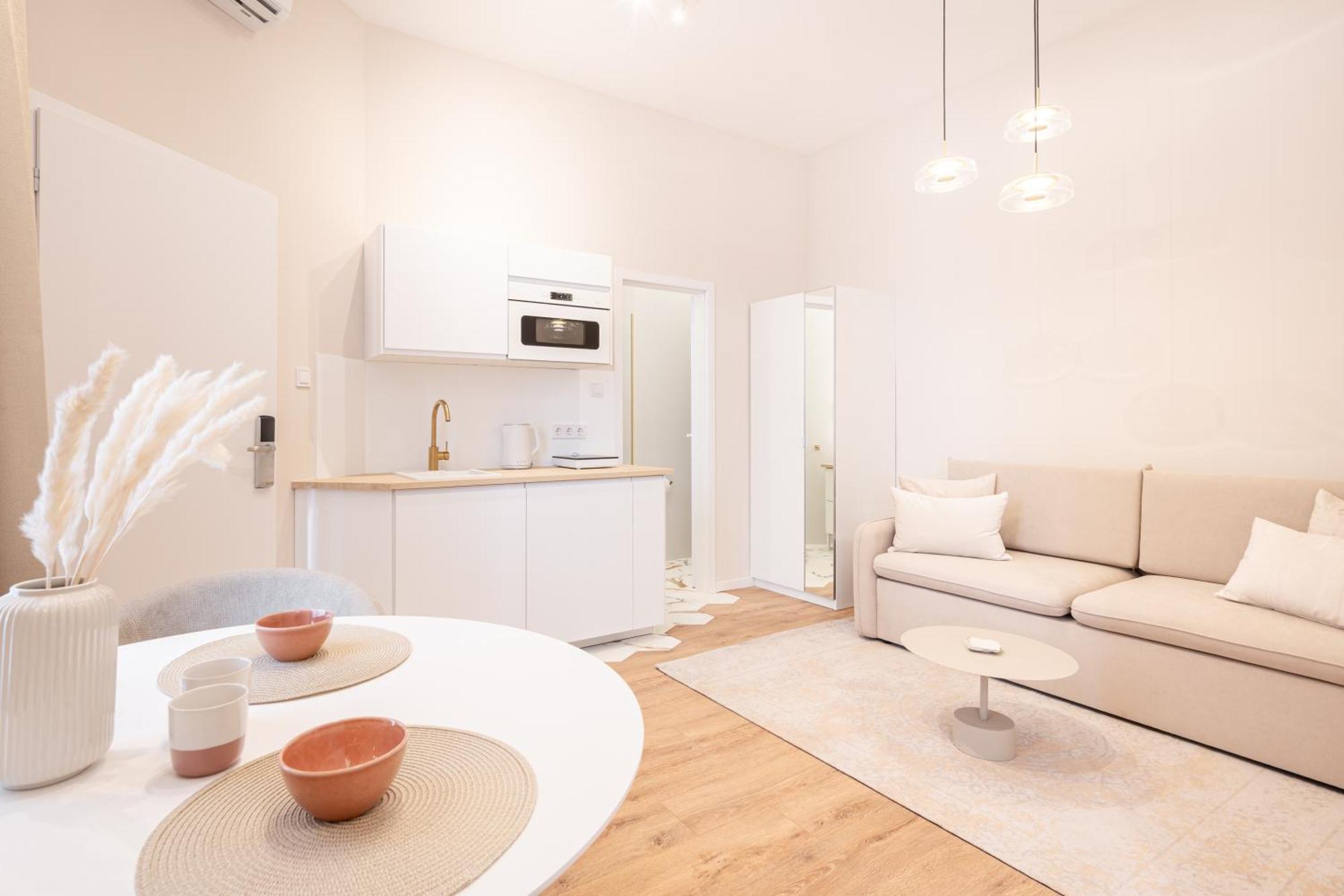 Akacfa 43 Heritage - Location By Bqa Apartment