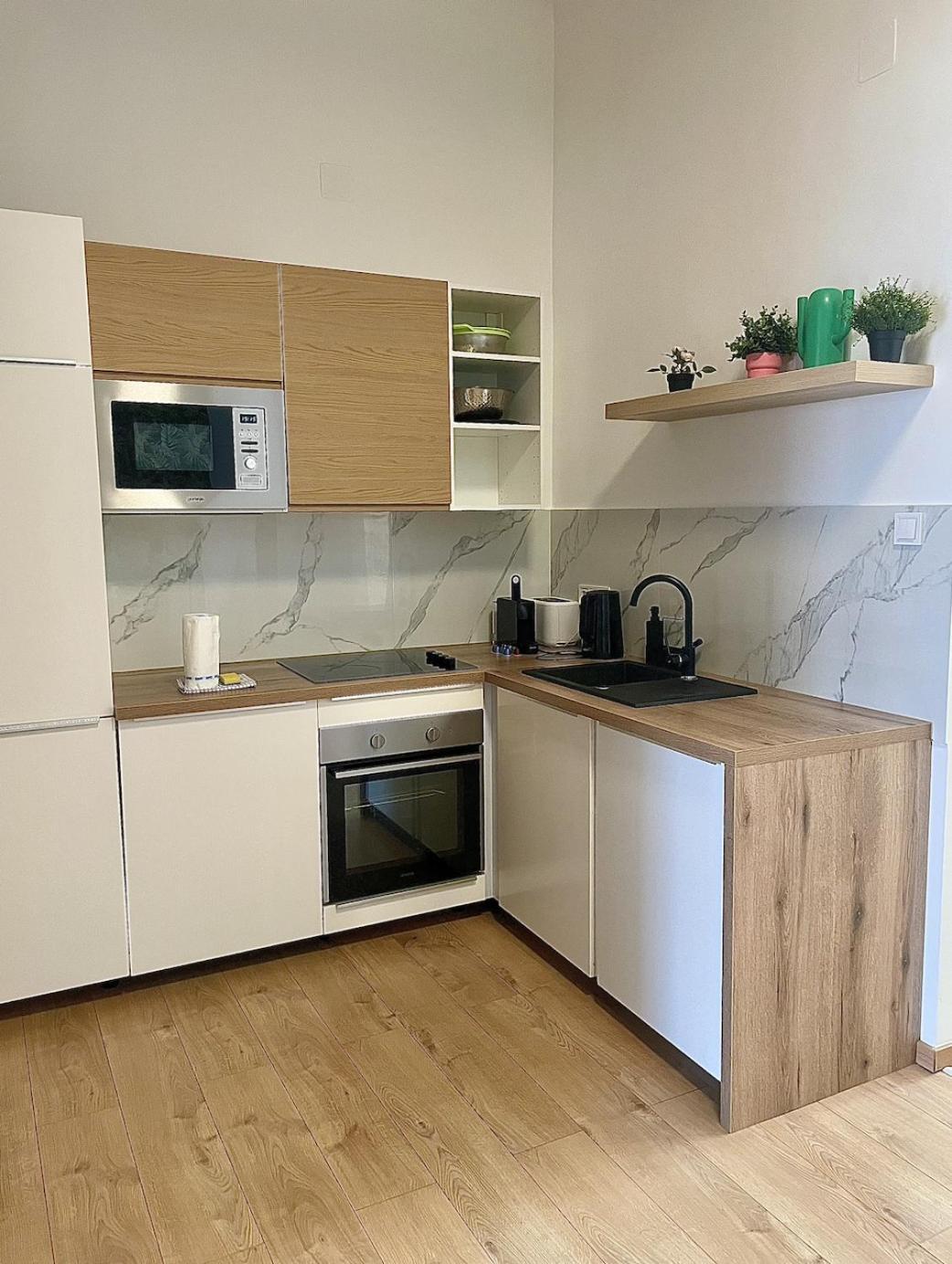 R1274 #freeparking Apartman *
