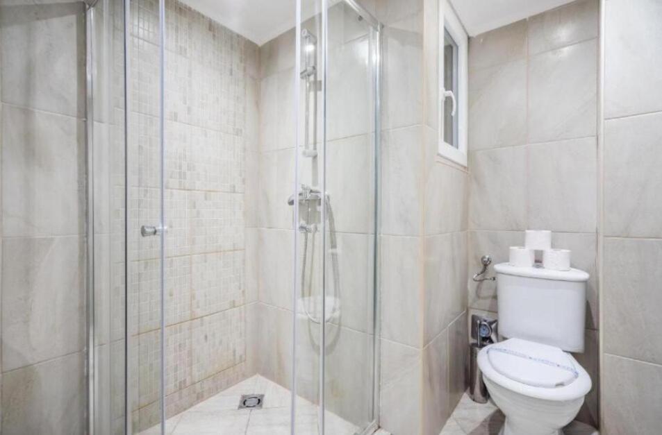 Colorwave With Ac Apartamento Budapest