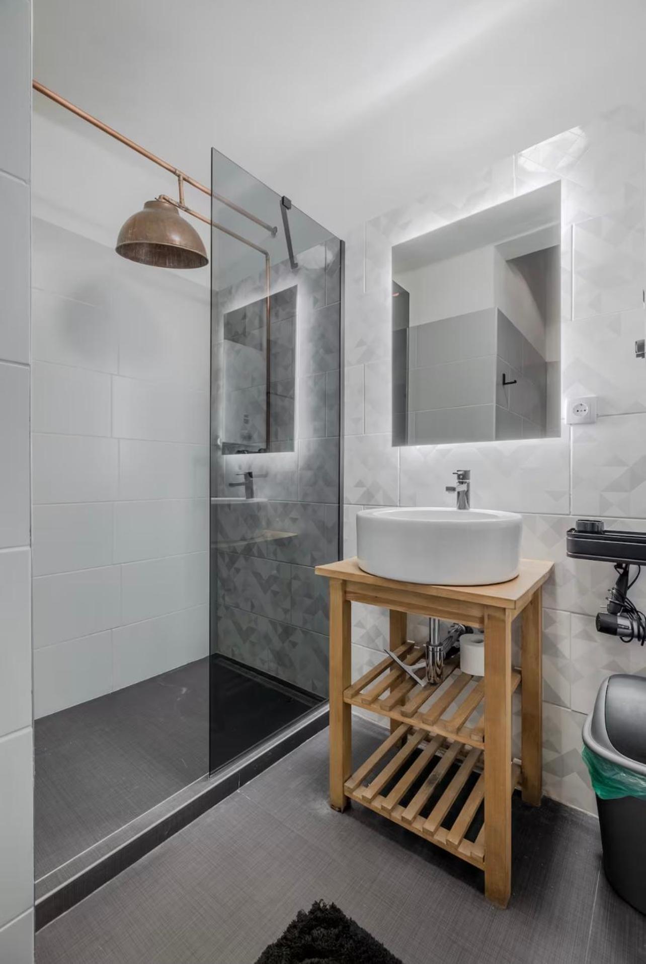 Cabletownpest - Design In The Centre Ac Apartamento *