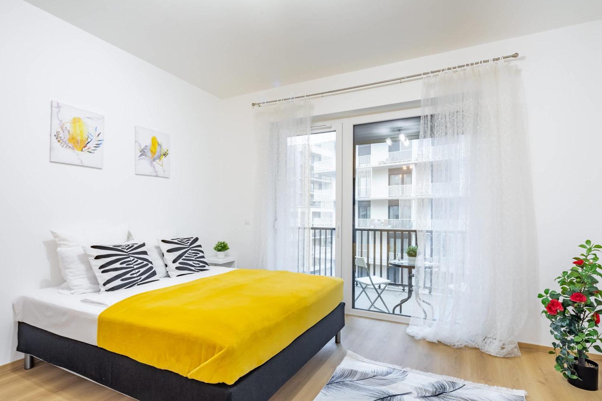 Balcony - New - Comfy *