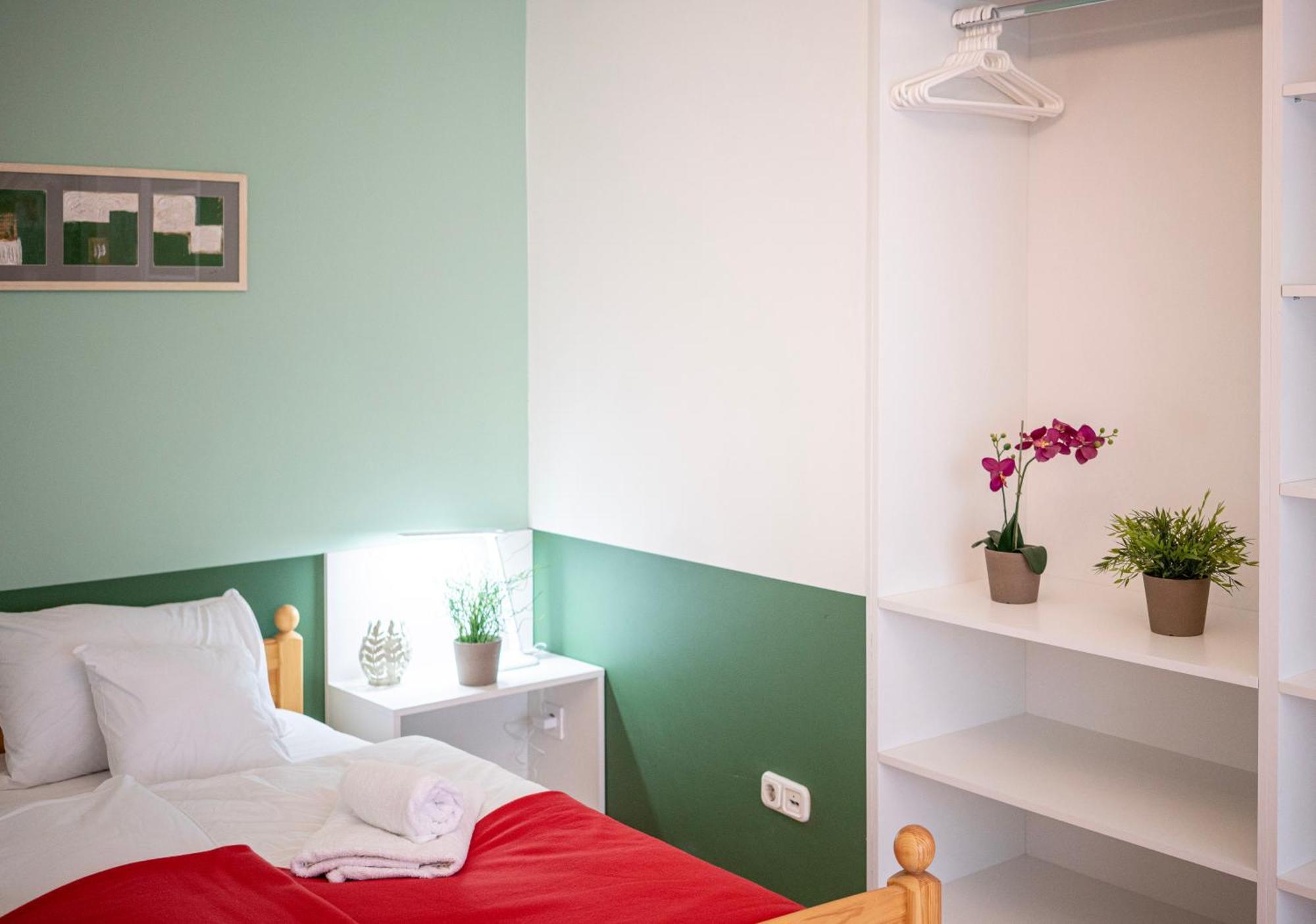 Free Parking - Little Urban Hideaway - Wifi, Ac * Budapest