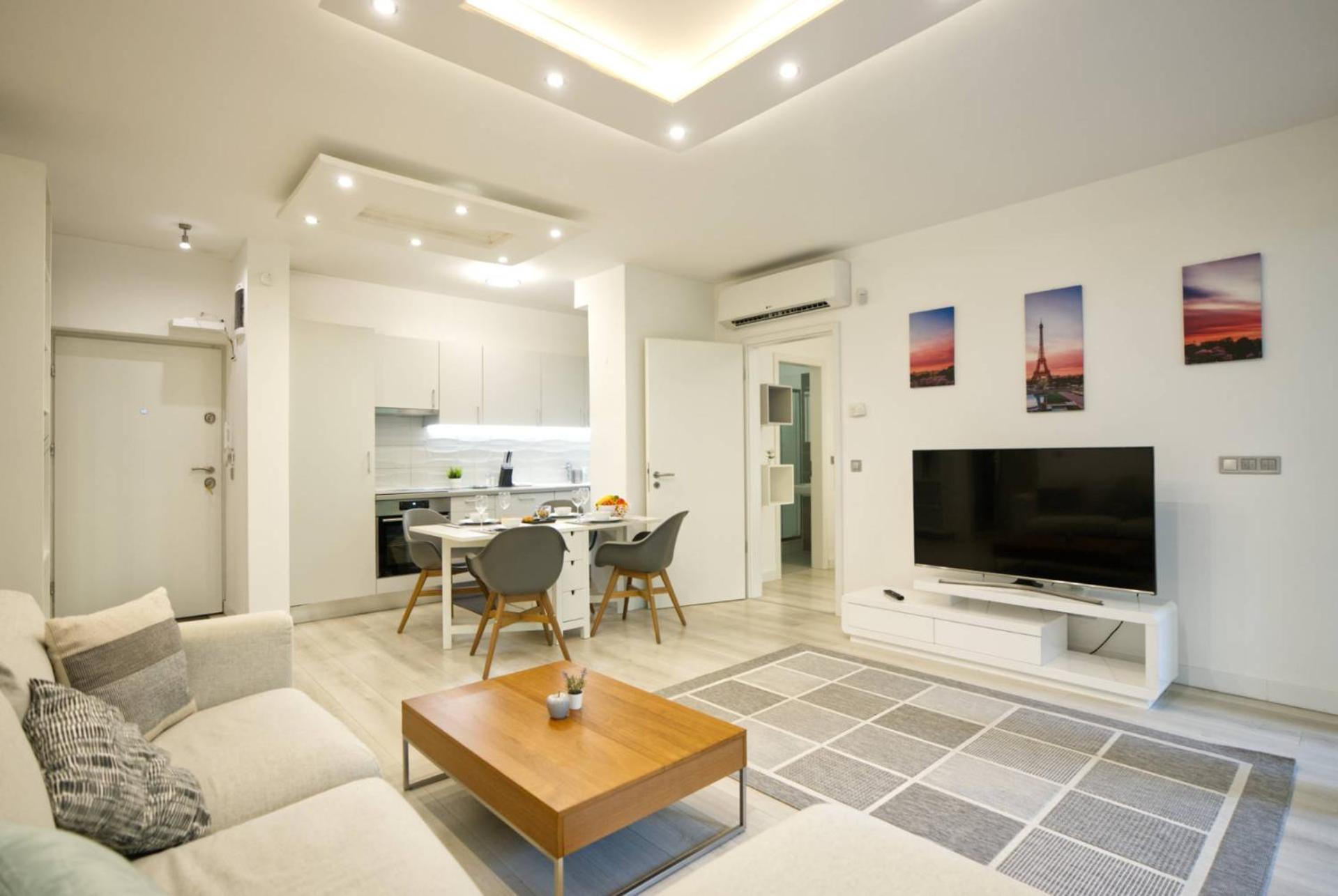 Elisabeth Downtown By Urbanrent *