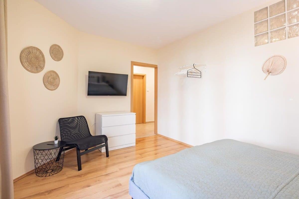Modern Comfy - Easy Parking Appartement