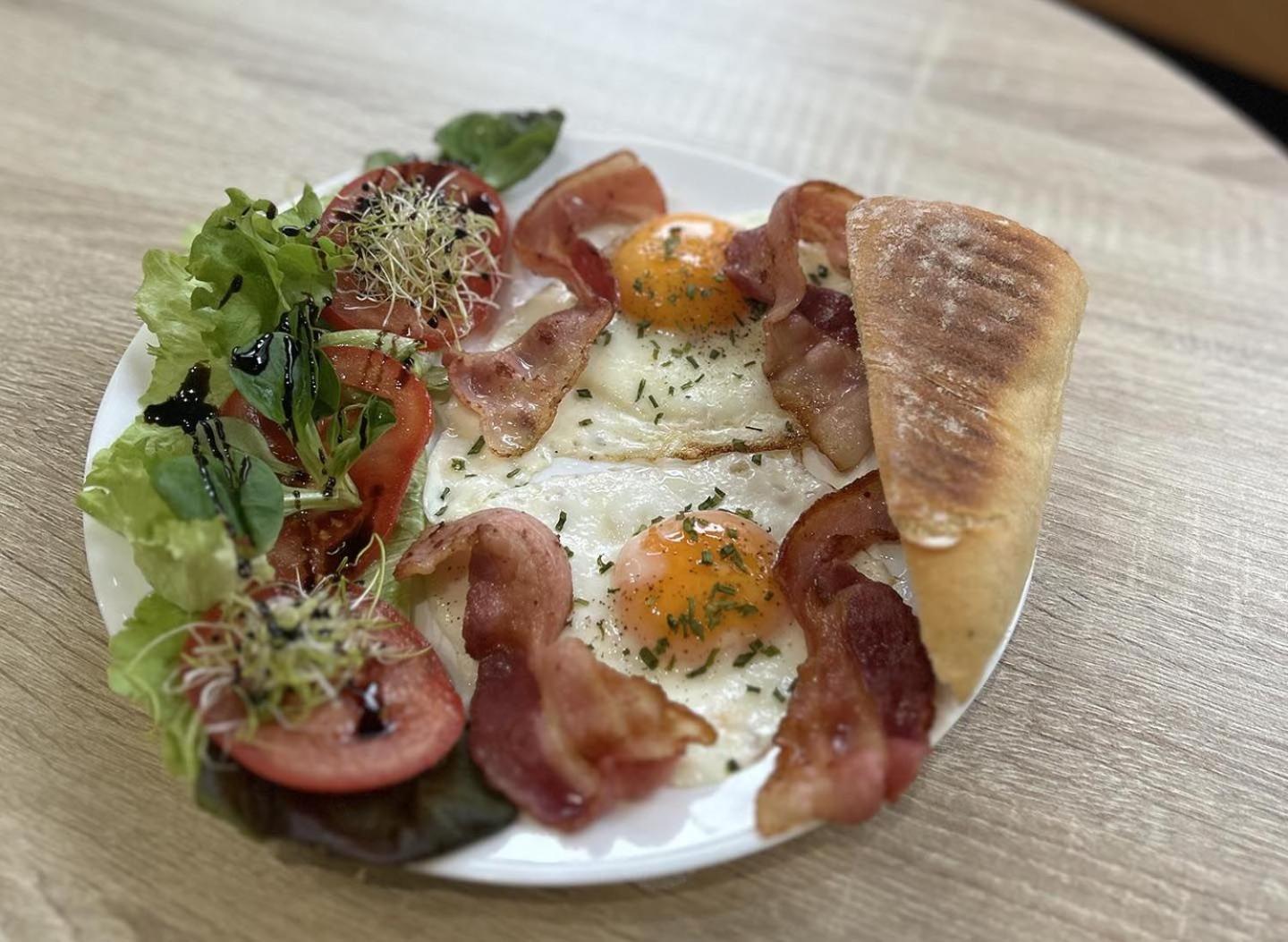 Moonlight I - Breakfast Available Apartamento