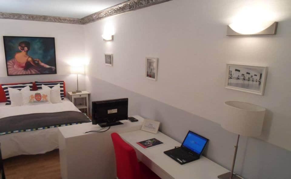 Angela Duplex In Jahn Palace At The Opera Apartmán