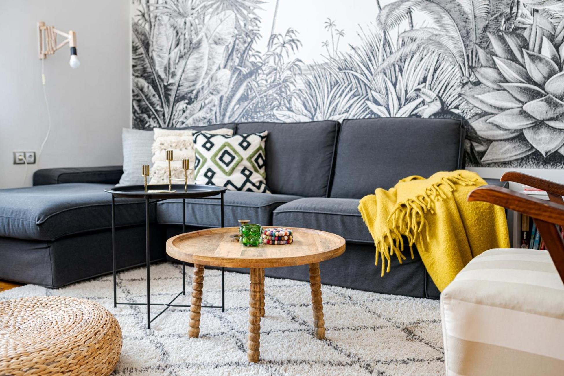 Classic Elegance With Synagogue View By Astoria Appartement