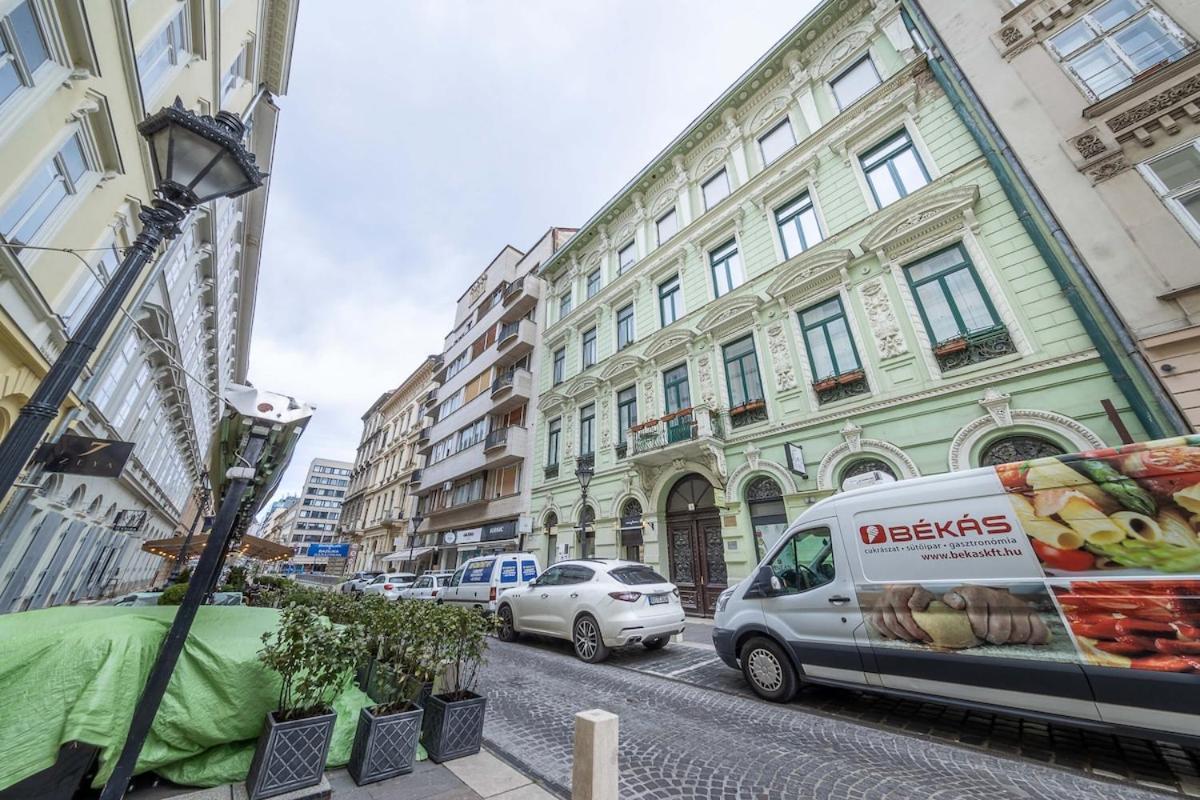 Sassoon - 2-bedroom Elegant Airy At Deak Ter Apartmán Budapešť