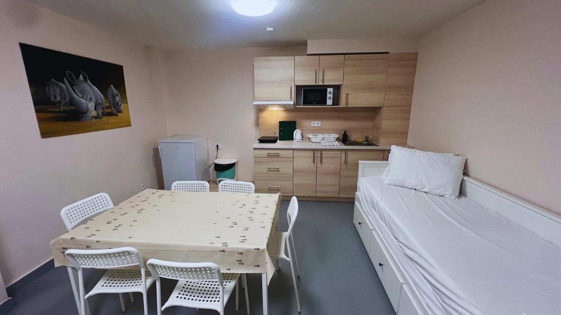 Iza-szondi Homes Apartamento *