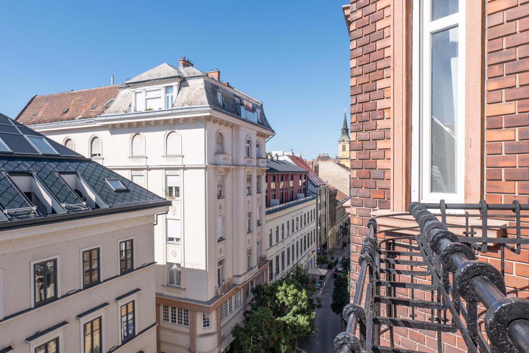 Urban Luxury Collection Budapest