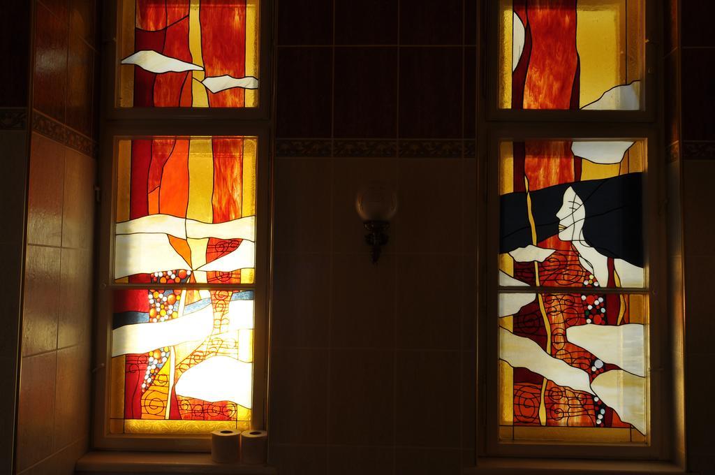 Charming Art Deco Flat