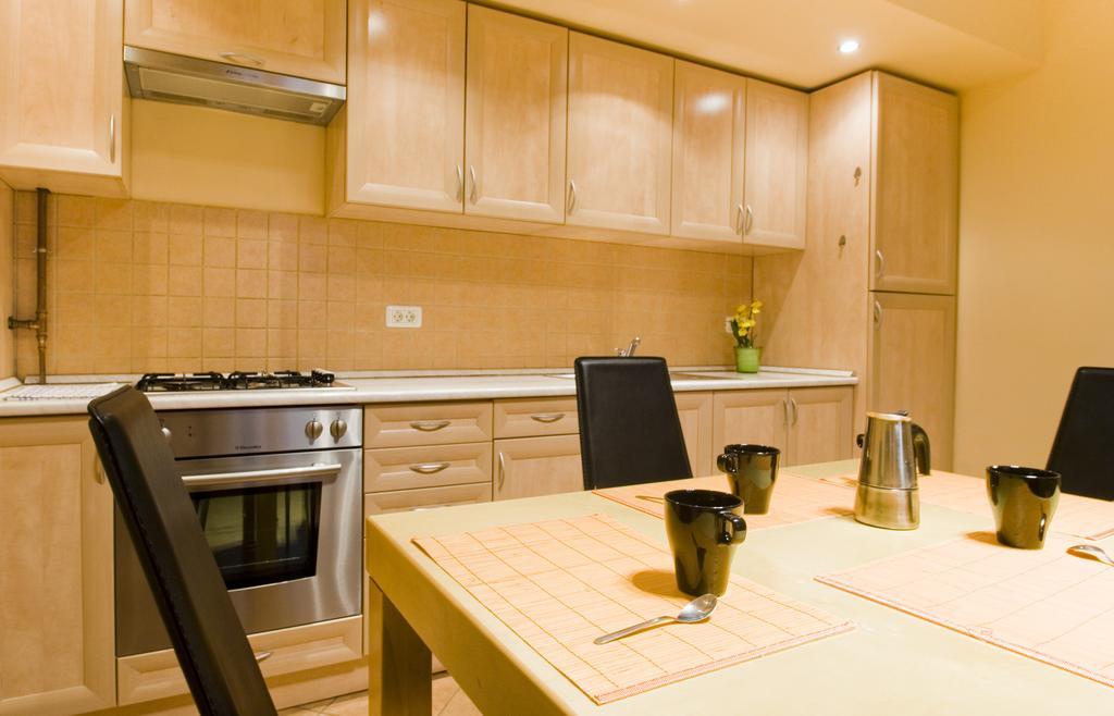 Apartment Sweet *