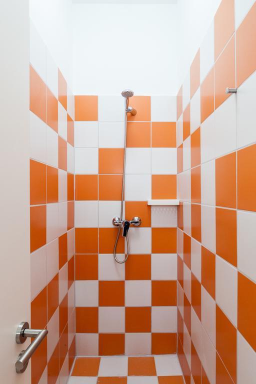 Essential Hostel