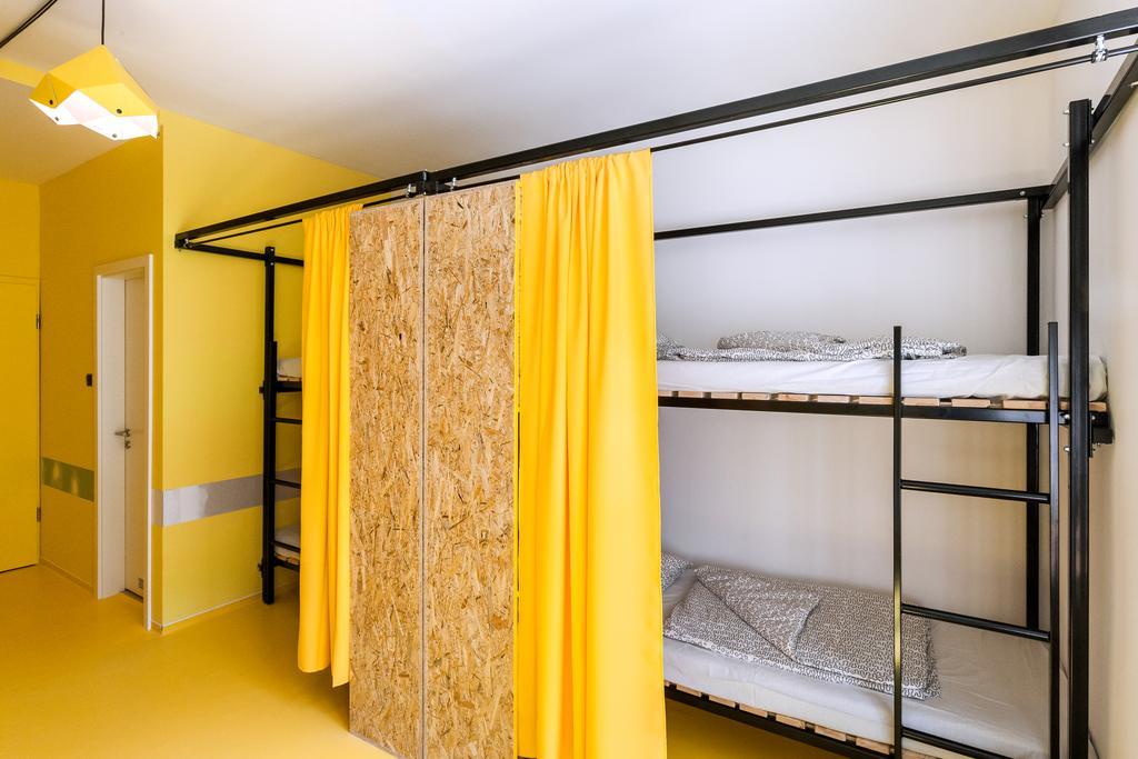 Essential Hostel