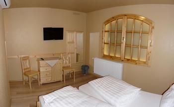 Hotel Karin 3*