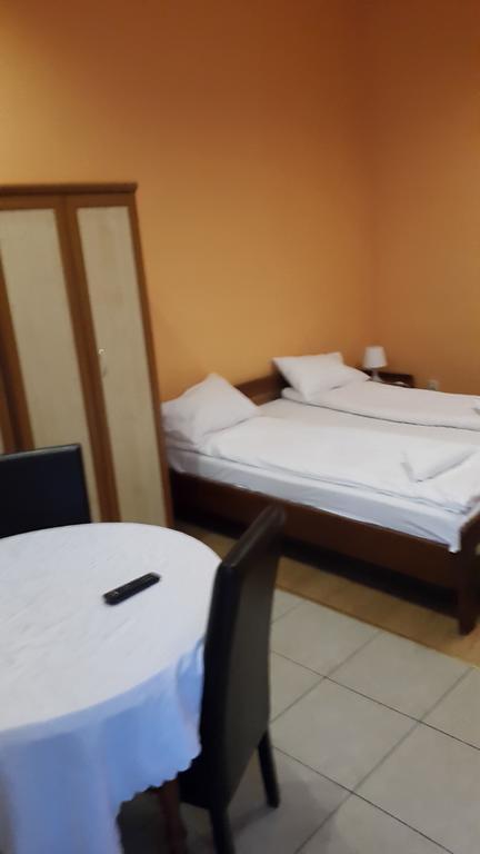 Apartmán A A Apartman *