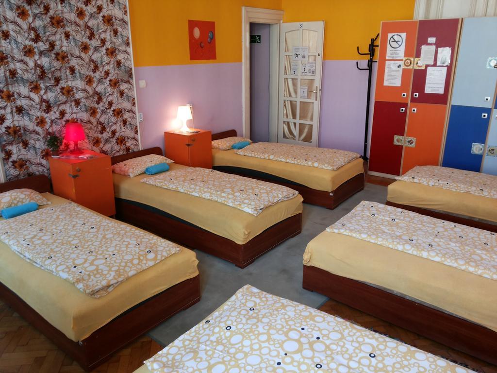 Hostel White Rabbit