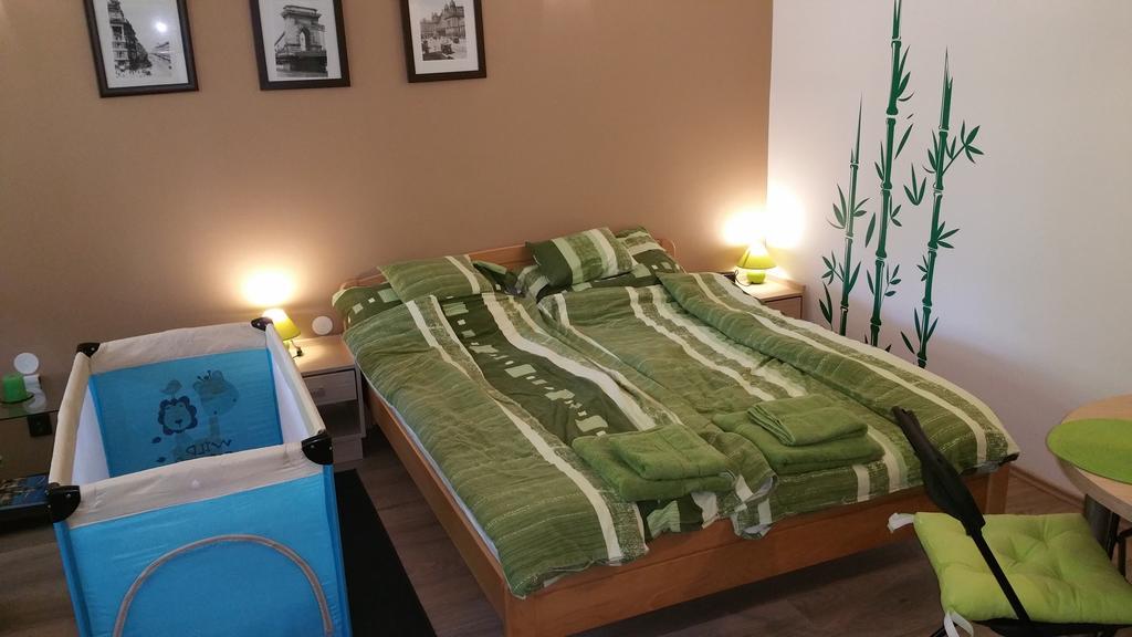 Appartement Patricia With Garden Budapest