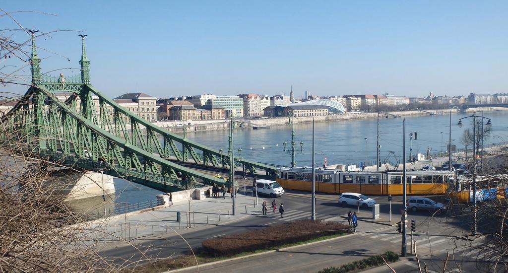 Green Bridge *