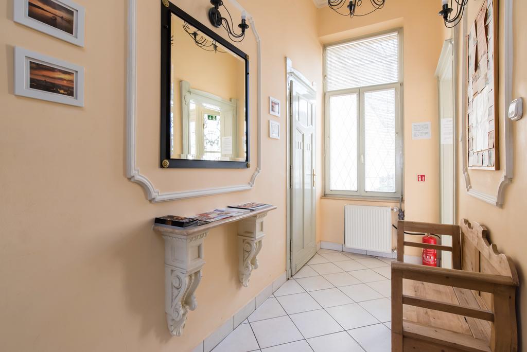 Downtown Oasis Hostel Budapest