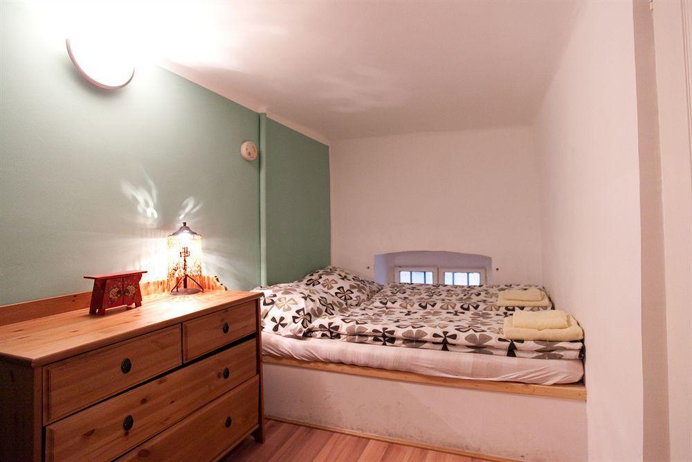 Easy Flat Opera Apartman