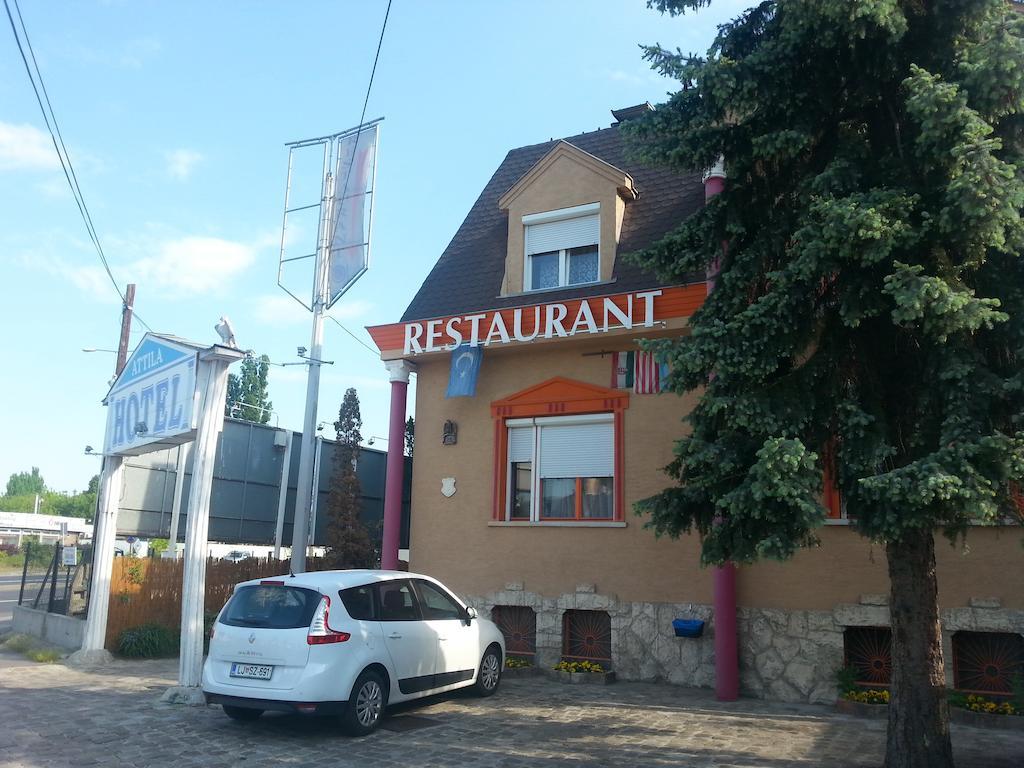 Attila Y Restaurante 2* Budapest