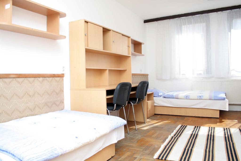 Apartman Professor'S Guest House