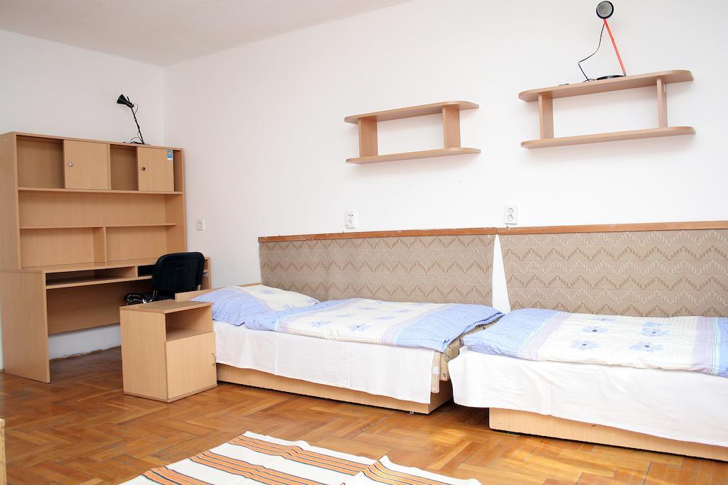 Apartman Professor'S Guest House