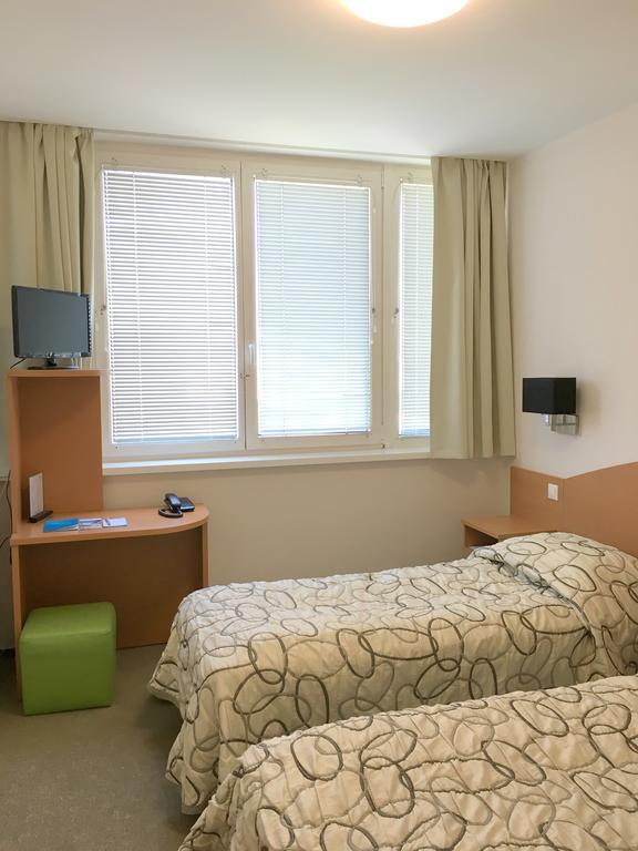 Hotel Ceu Konferencia Koezpont Budapest