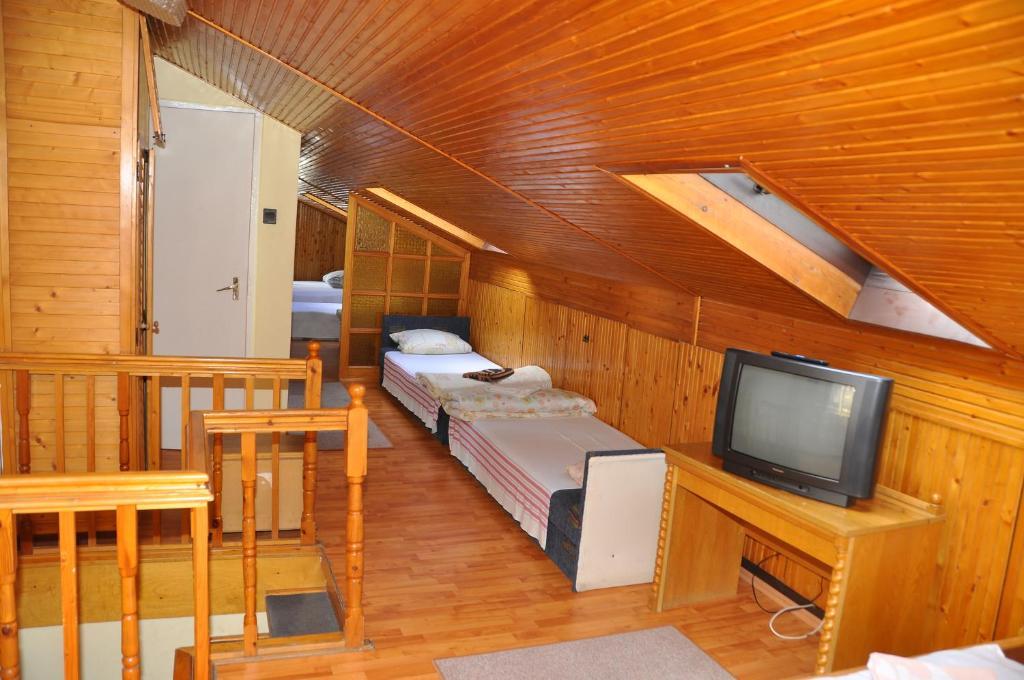 Palota Hotel 2*