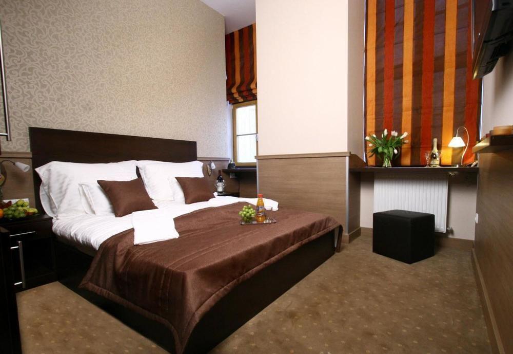 Hotel 21 And Budapest